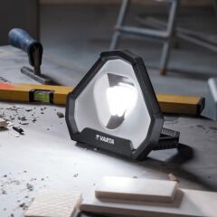 VARTA WORK FLEX STADIUM LIGHT FENER ŞARJLI (18647)